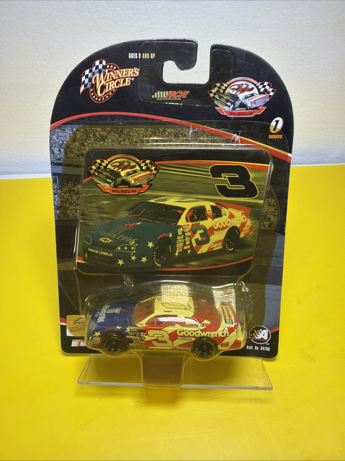 Dale Earnhardt Sr #3 Goodwrench 1:64 Monte Carlo 2004 Winner's Circle Series 12