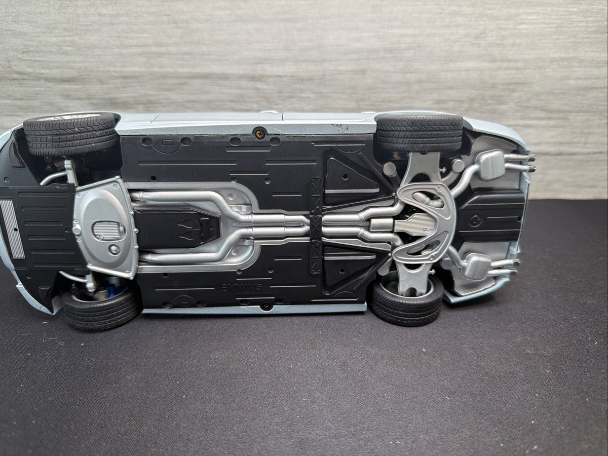 1:18 Paragon BMW F10 M5 Silver Blue RARE Limited Edition DAMAGE NO BOX SEE PICS19