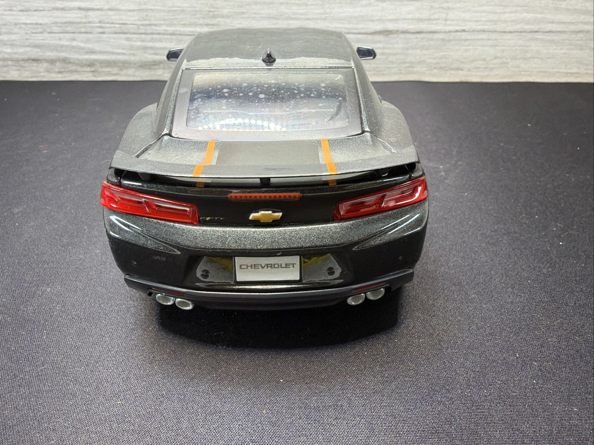 Gray 1/18 2017 Chevrolet Camaro 50th Anniversary Die-cast Maisto No Box13