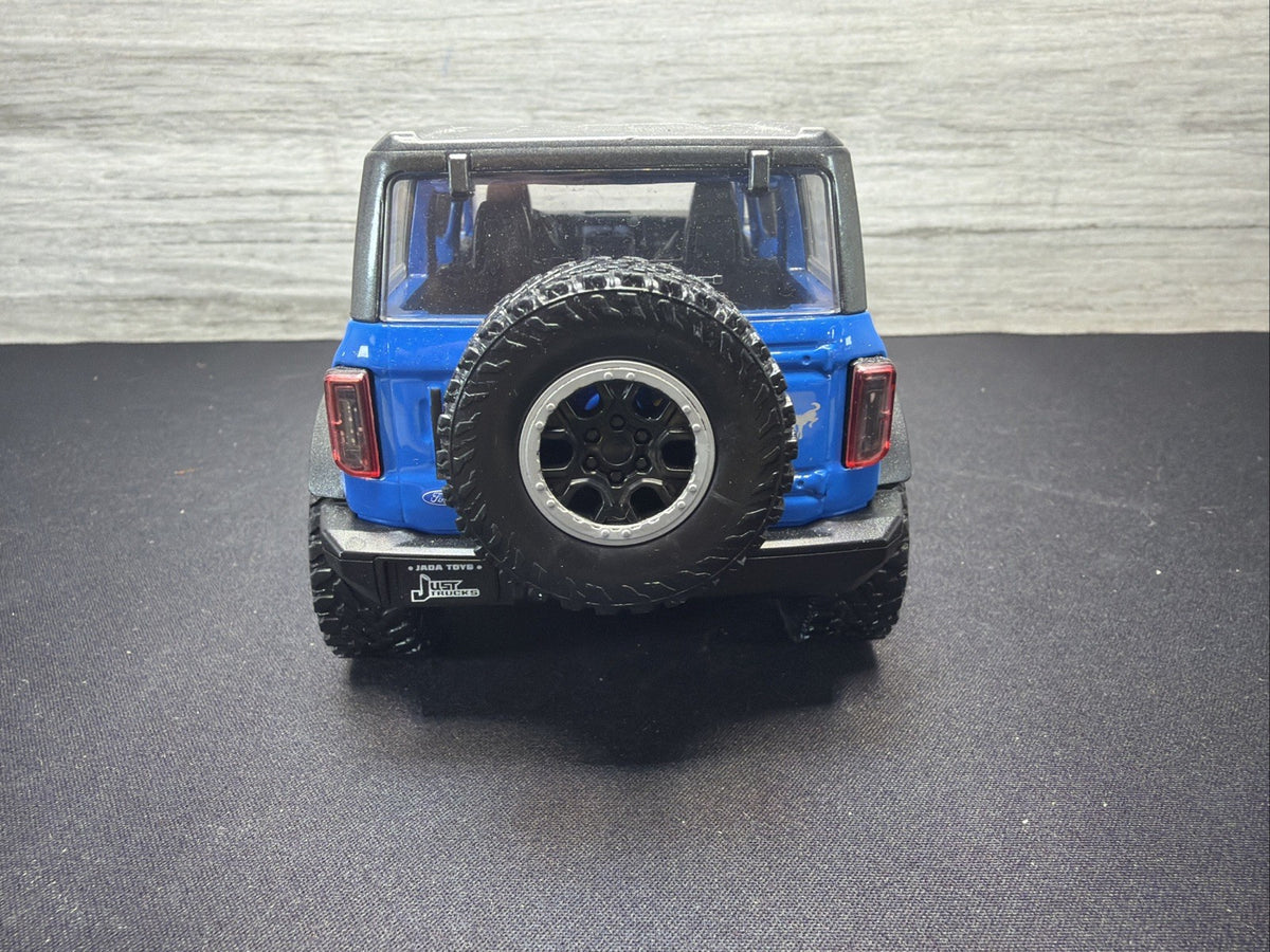 Jada Just Trucks 1:24 2021 Ford Bronco Blue Diecast Truck Nice No Box5