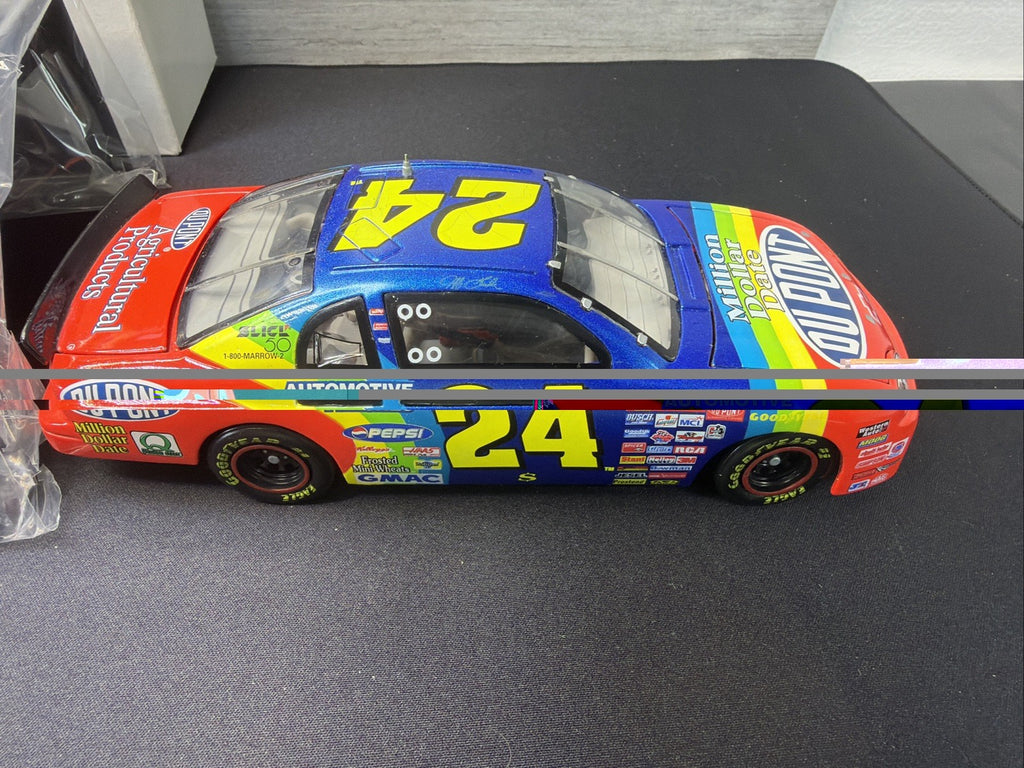 JEFF GORDON #24 DUPONT MILLION DOLLAR DATE 1997 MONTE CARLO  ELITE 1:24 W/BASE6