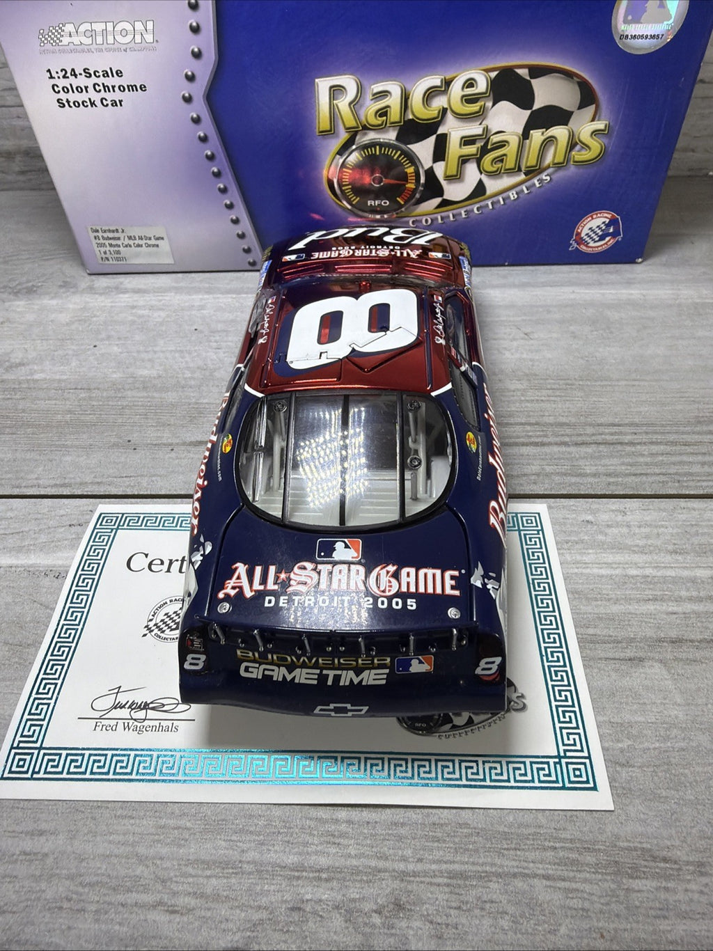Action MLB Dale Earnhardt Jr 2005 Chrome #8 Budweiser Monte Carlo 1:24  1 - 310010