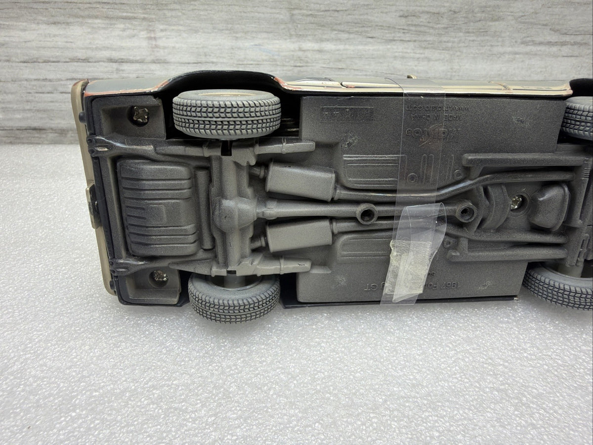 Maisto 1:24 Scale 1967 Ford Mustang GT Car W/Patina Diecast Old Friends14