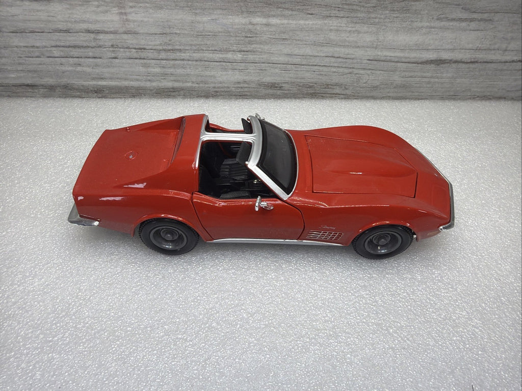 Maisto 1970 Chevrolet Corvette Stingray 1/24 Diecast  Nice Condition No Box1