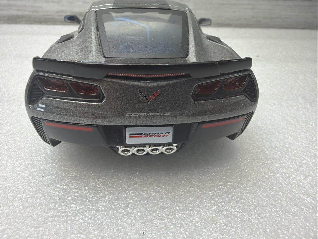 Maisto 2017 Chevrolet Corvette Stingray Grey 1/24 Scale Diecast Car NoBox Nice5
