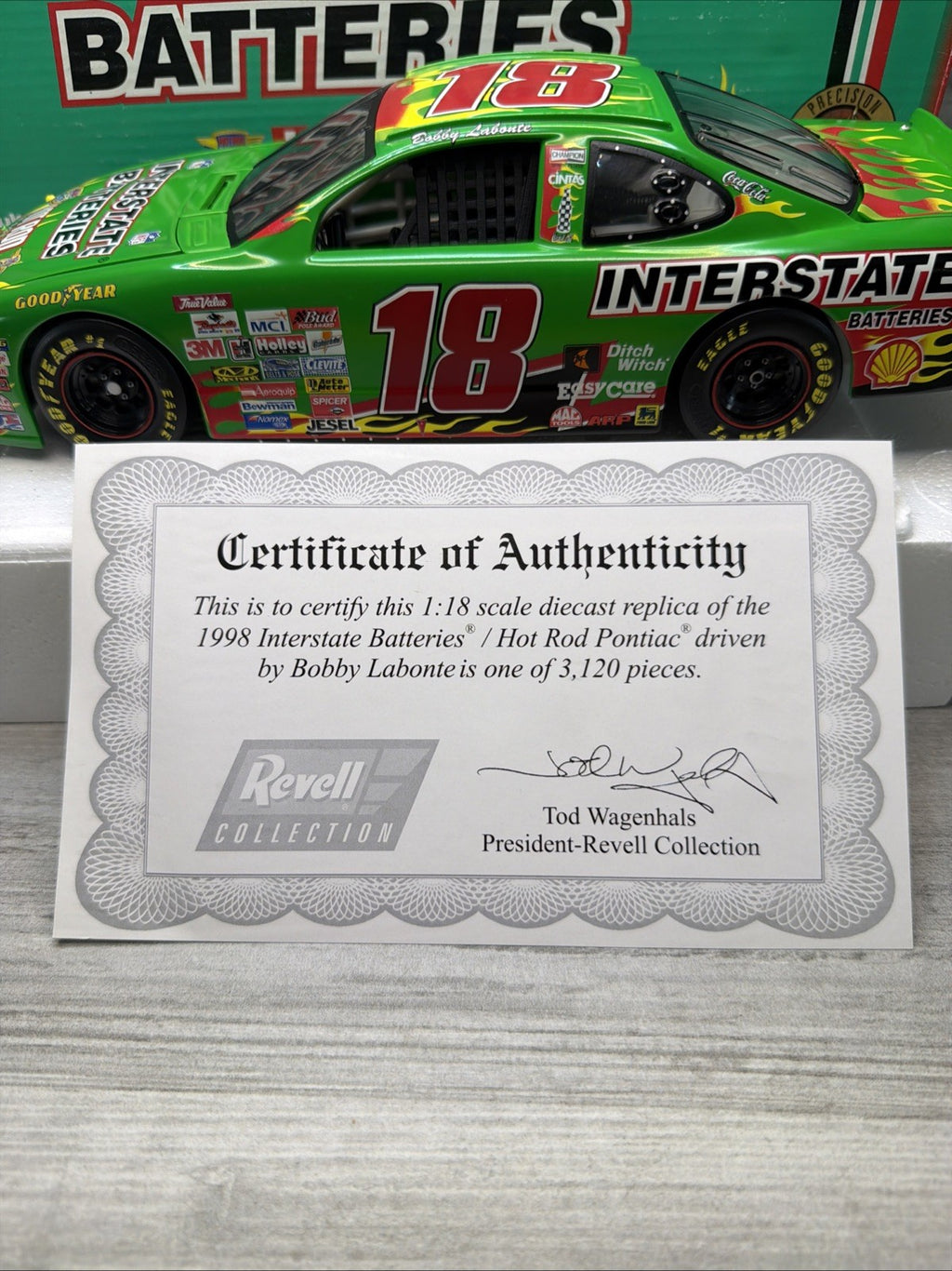 #18 Bobby Labonte Interstate Batteries 1998 Grand Prix 1:18 Hot Rod Mag 1/31201