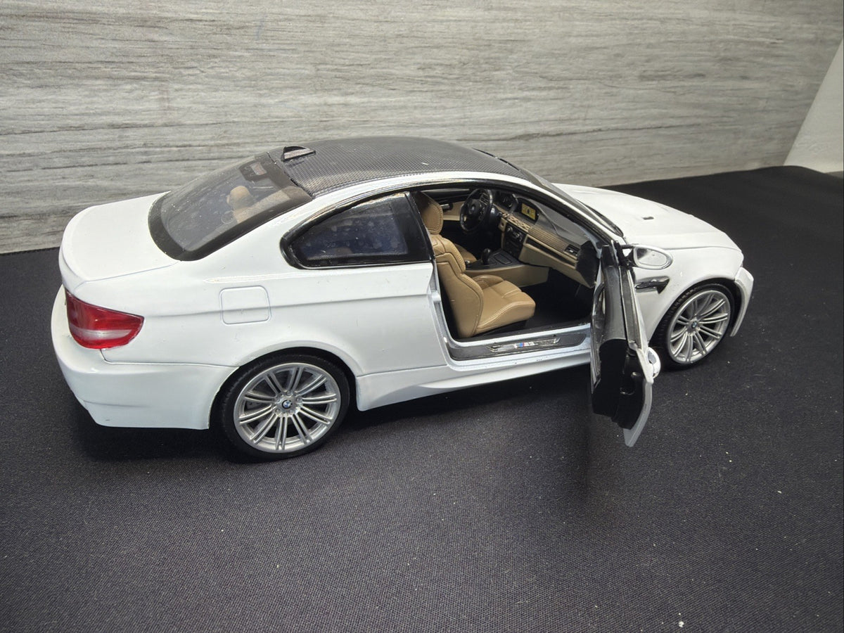 1:18 MOTORMAX BMW M3 Coupe - white - Rare Nice Condition E92 20083