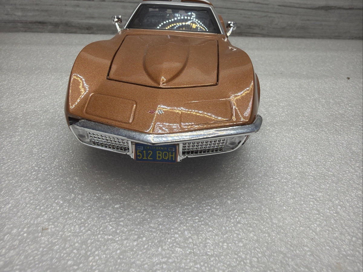 Maisto 1970 Chevrolet Corvette Stingray 1/24 Diecast  Nice Condition No Box3