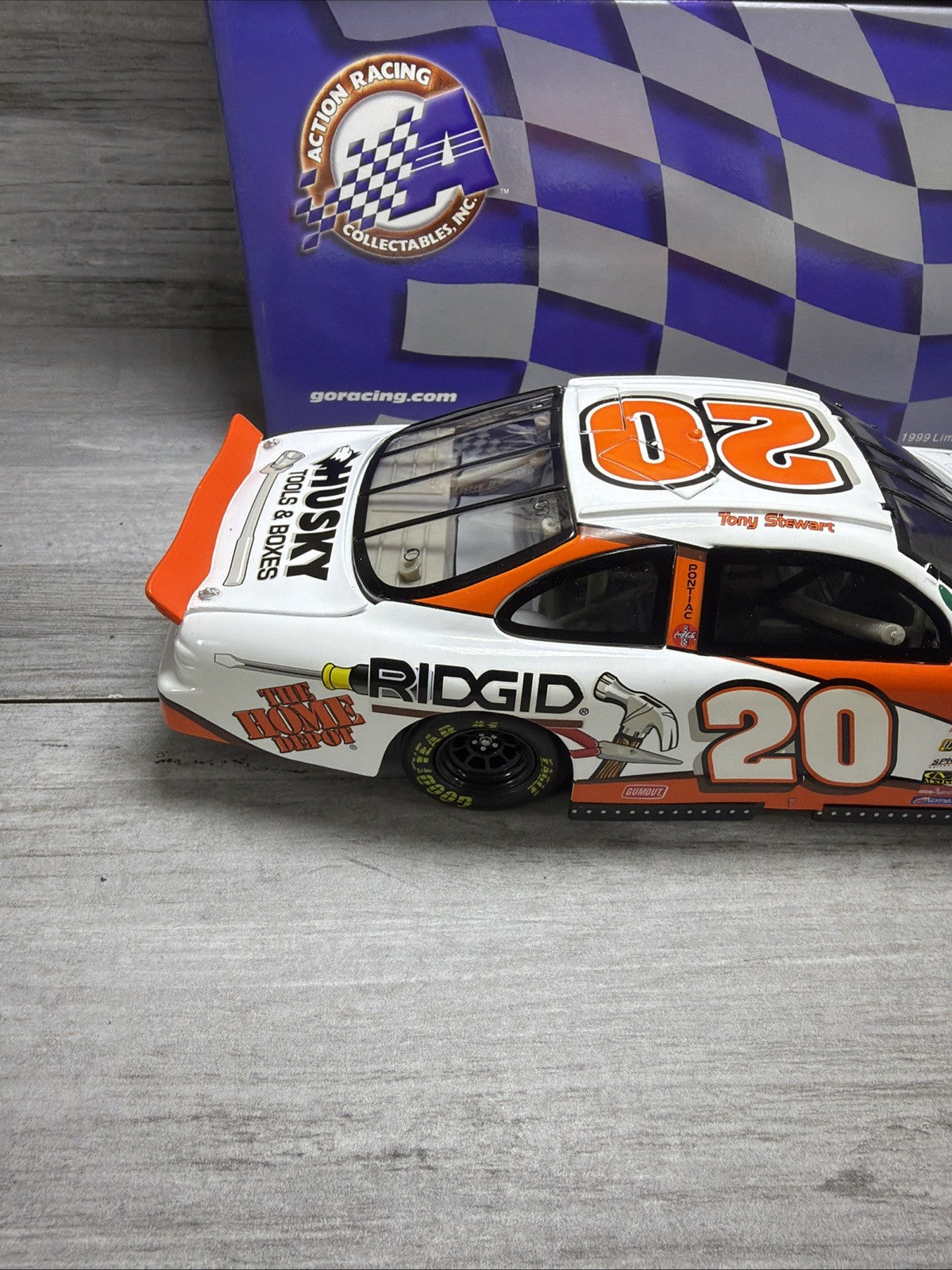 Action 1999 Habitat for Humanity , Home Depot 1:18 Pontiac #20 Tony Stewart  New8
