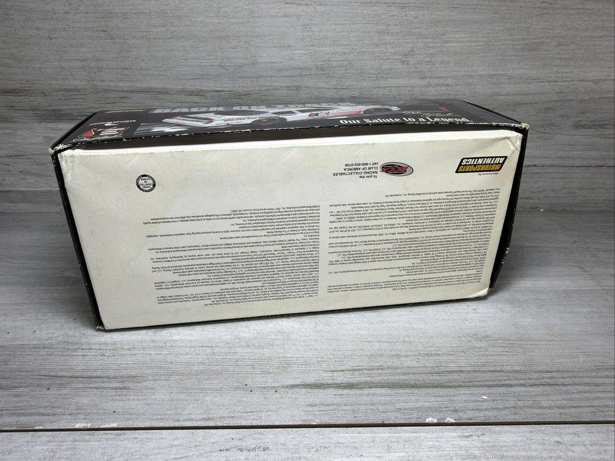 Dale Earnhardt 1/24  Back on Track  HOF 2006 Monte Carlo Box Damage Numbered New15