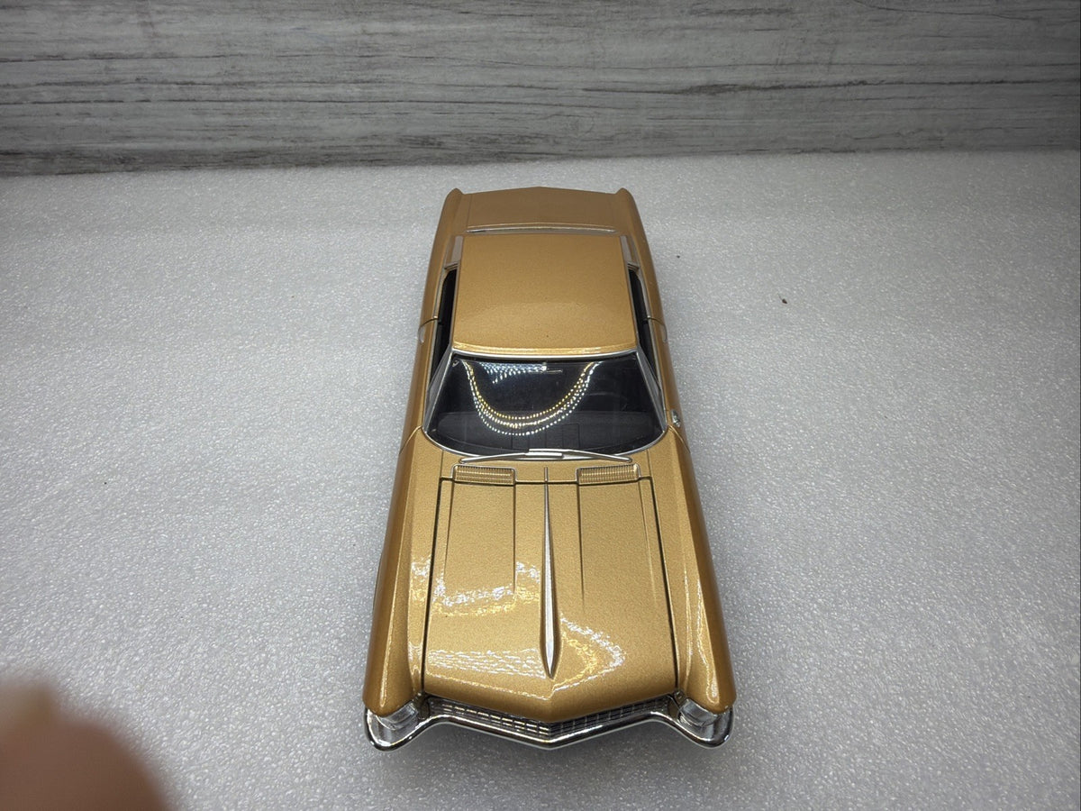 1965 BUICK RIVIERA GRAND SPORT HARD TOP WELLY 24072 1/24 DIECAST CAR GOLD NO BOX5