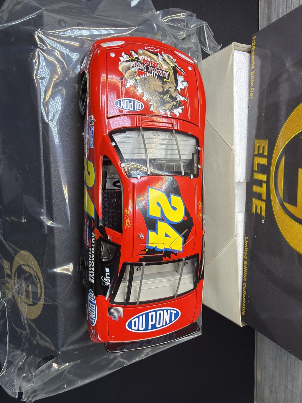 Action 1/24 Jeff Gordon #24 DuPont Jurassic Park 1997 Monte Carlo Elite LE STAND5
