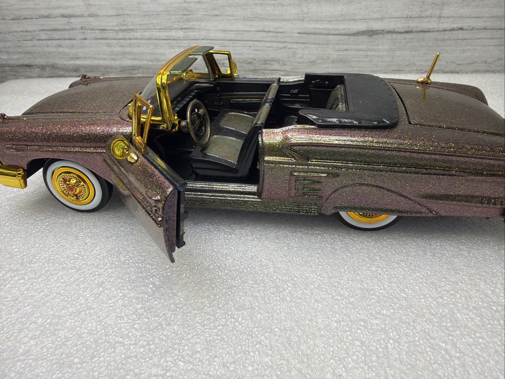 MotorMax 1958 Chevy Impala Convertible 1:24 Two Tone Burgundy Gold 73267 Rare3