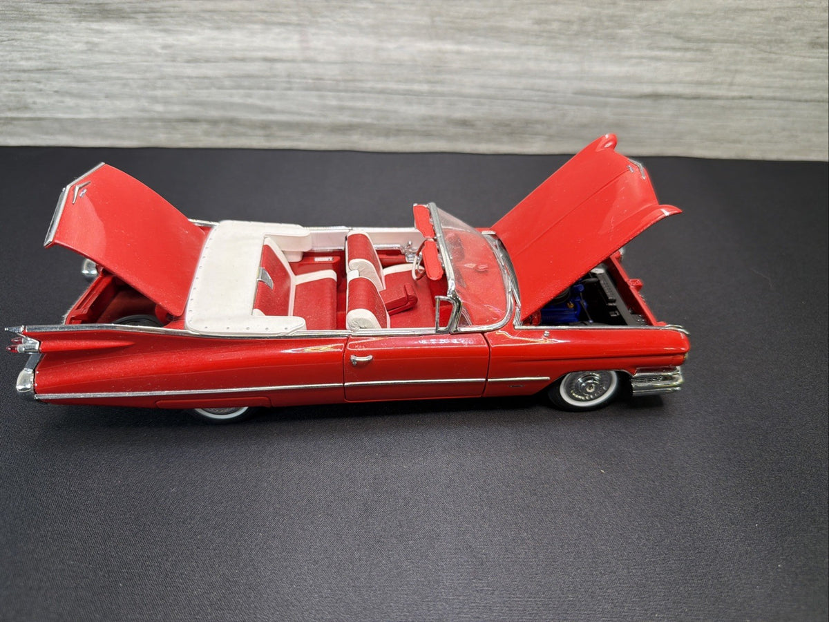 1992 Danbury Mint 1:24 Die Cast 1959 Cadillac Series 62 Car, No Box Light Damage8