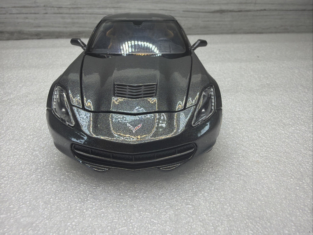 Maisto 2014 Chevrolet Corvette Stingray Grey 1/24 Scale Diecast Car No Box Nice4