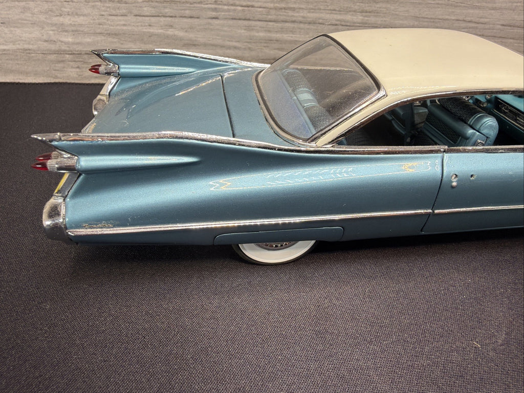Danbury Mint 1959 Cadillac Coupe de Ville No Box Nice Blue Minor Damage9