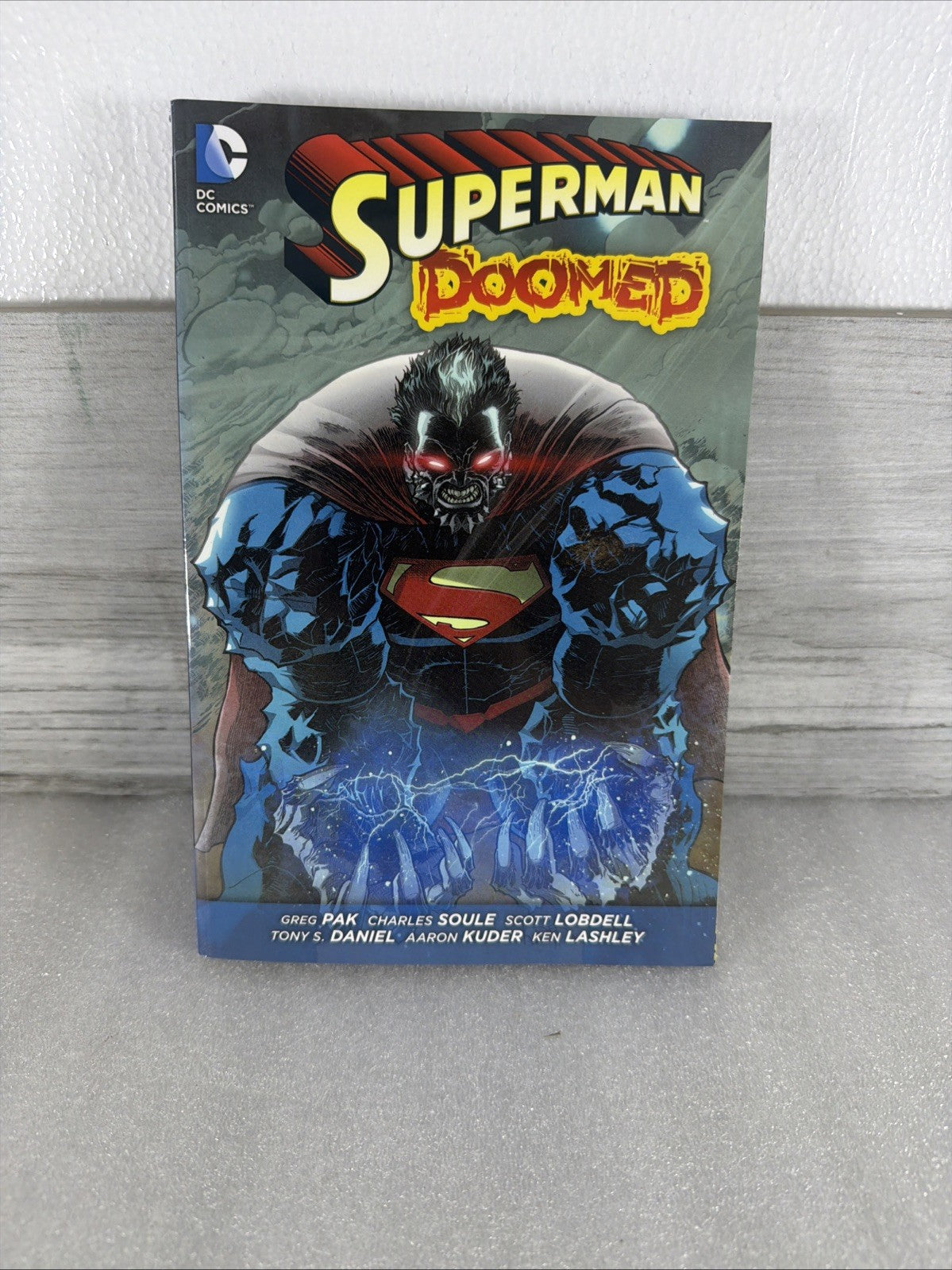 Superman: Doomed (DC Comics February 2016) Trade Paperback0