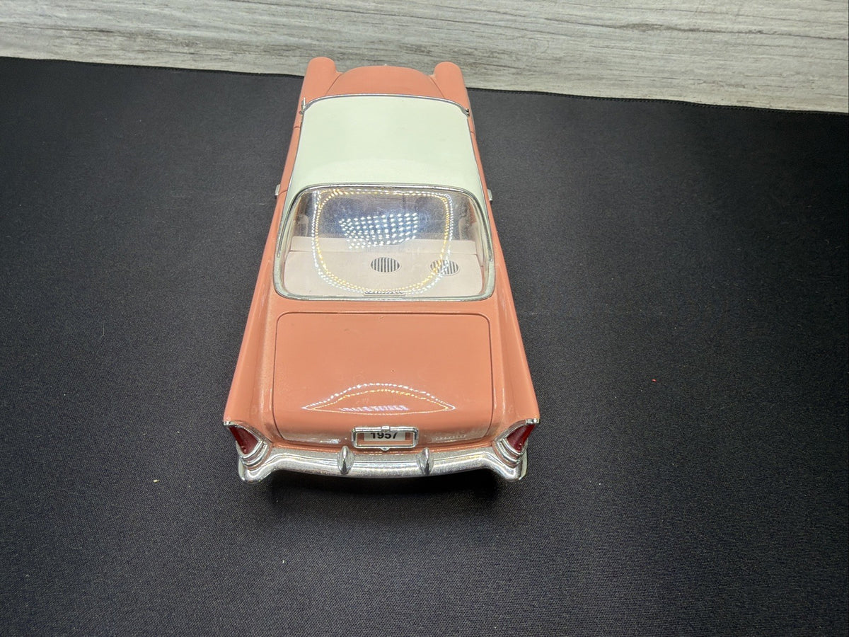 Danbury Mint Limited Edition #406 1957 Chrysler New Yorker Coupe 1:24 No Box5