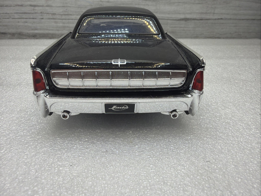 Jada 1963 Lincoln Continental Black  Diecast 1:24 Scale Nice Rare No Box8