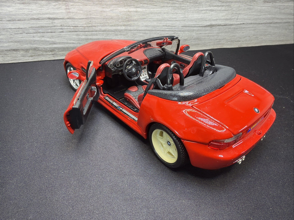 Bburago 1996 BMW M Roadster Convertible Red Scale 1:18 Made Italy No Box Read15