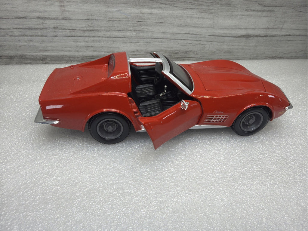 Maisto 1970 Chevrolet Corvette Stingray 1/24 Diecast  Nice Condition No Box2