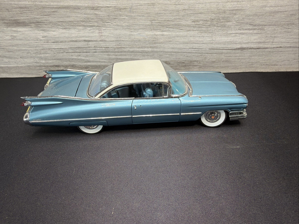 Danbury Mint 1959 Cadillac Coupe de Ville No Box Nice Blue Minor Damage8
