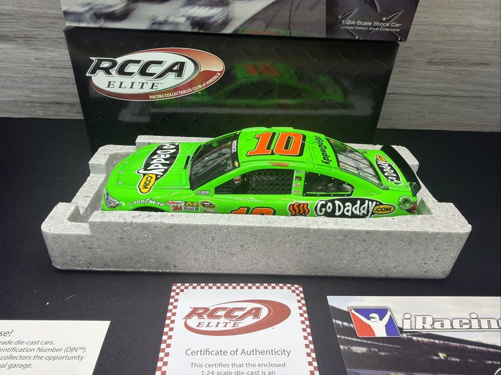 Lionel RCCA ELITE 1/24 2013 SS Danica Patrick 10 Go DADDY 157/450 New W/Cert0