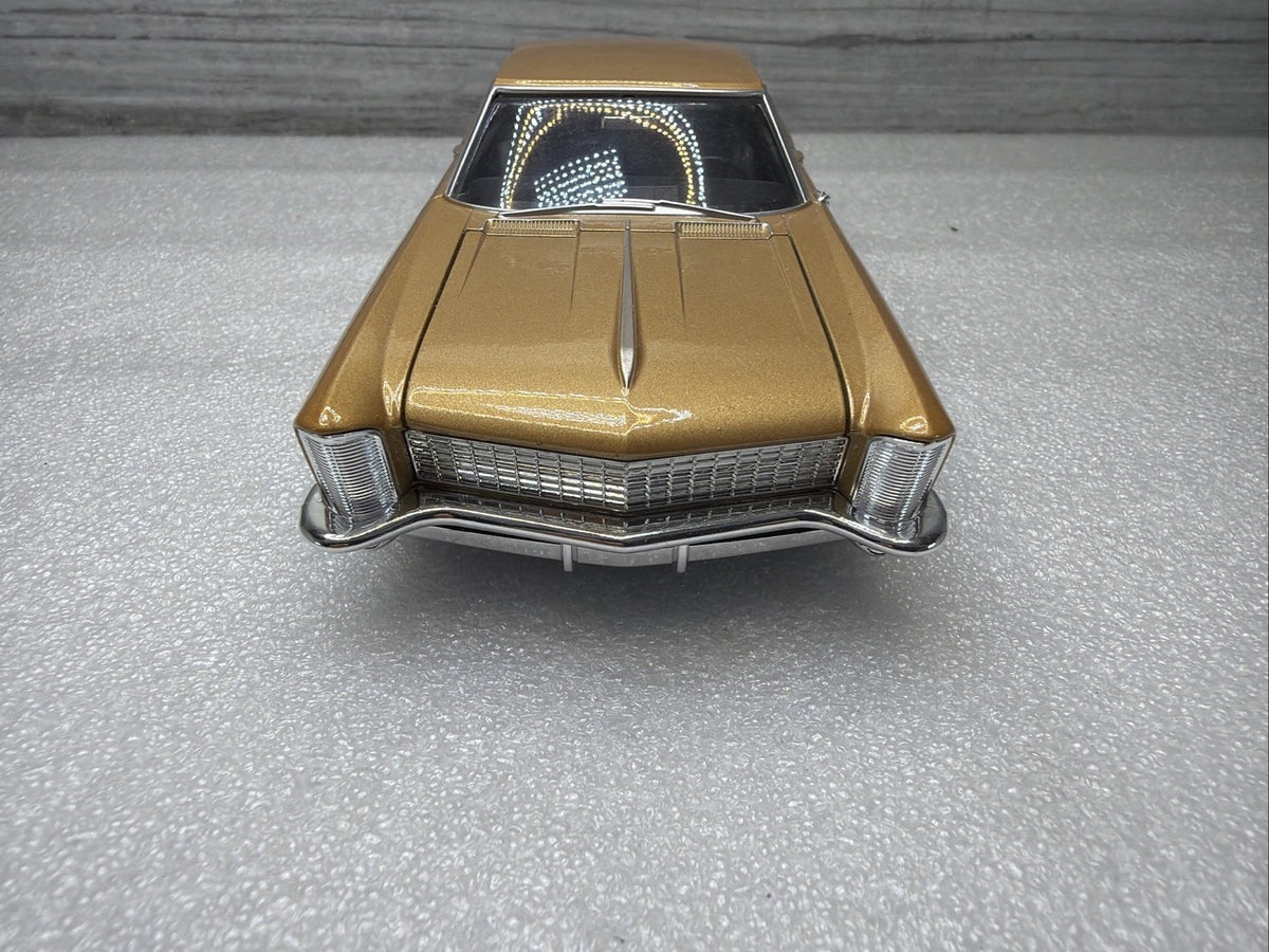 1965 BUICK RIVIERA GRAND SPORT HARD TOP WELLY 24072 1/24 DIECAST CAR GOLD NO BOX3