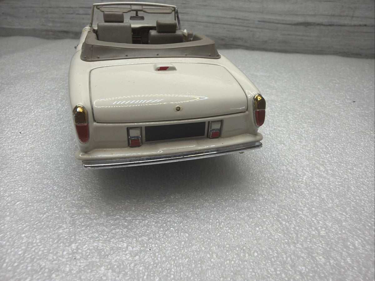 Franklin Mint- 1992 Rolls-Royce Corniche IV Convertible 1/24 Has Damage See Pics12