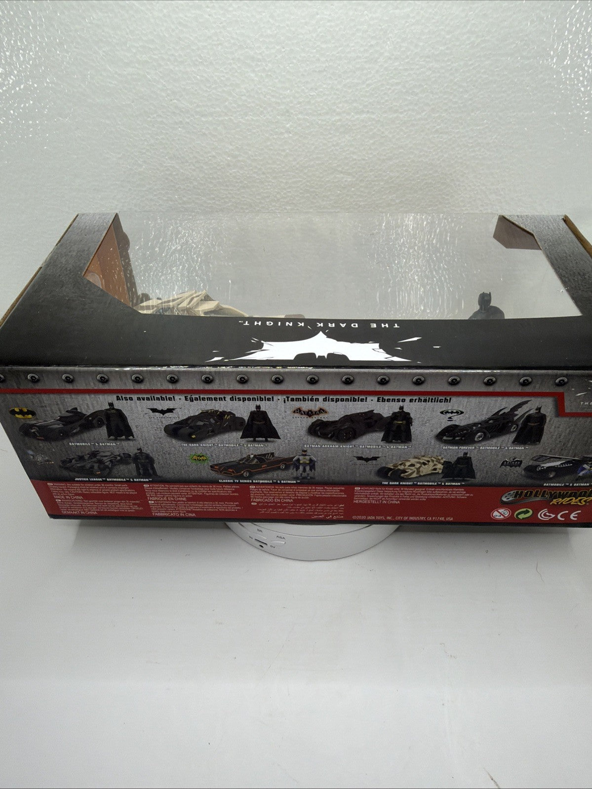 Jada Toys 1: 24 Scale The Dark Knight Batmobile Die-cast Vehicle with Batman7