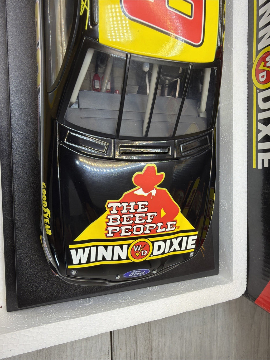 REVELL Mark Martin 1:18 Scale 1997 #60 Winn Dixie Ford Thunderbird.    1 Of 31206