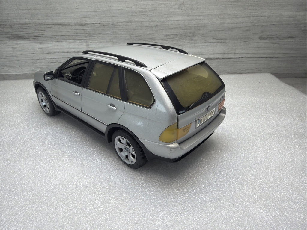 Welly 1:18 Silver BMW X5  no.9842 *RARE* Diecast Model Car2