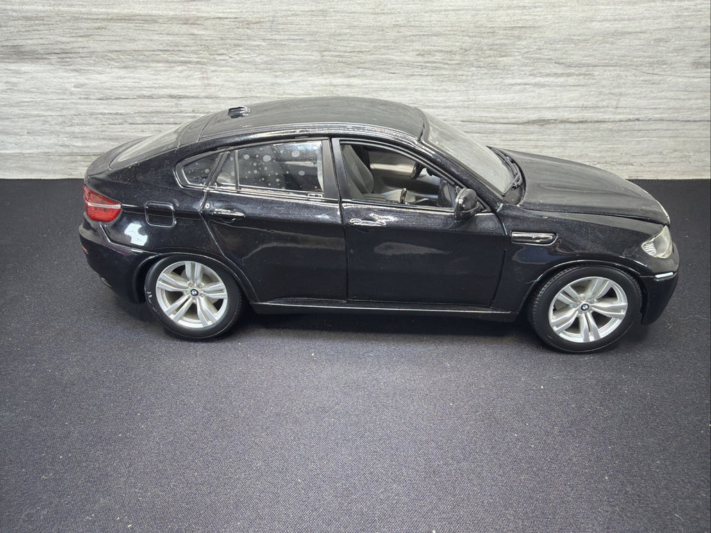 Bburago 1:18 2011 BMW X6 M Black Diecast Nice No Box0