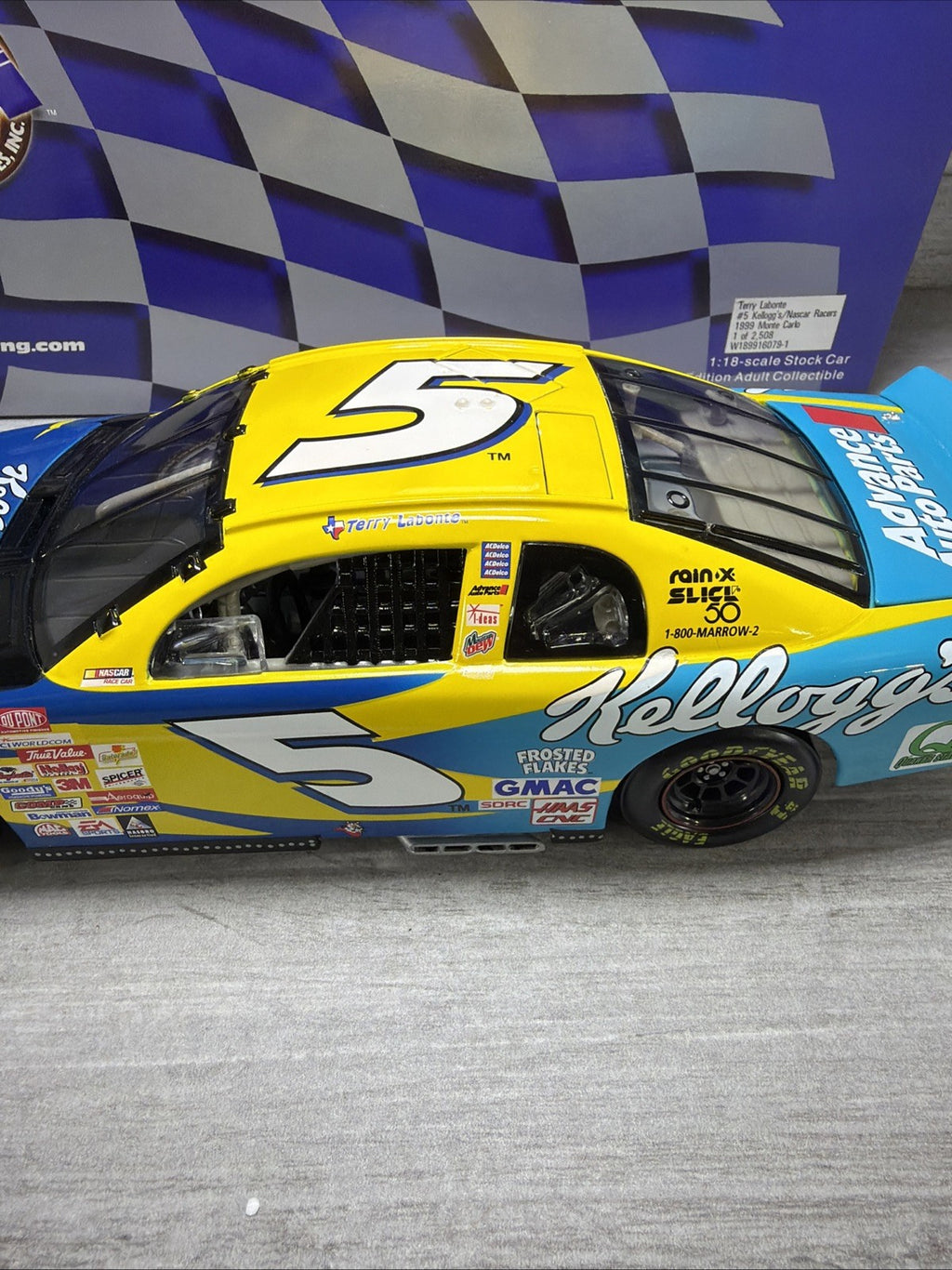1/18 Terry Labonte #5 Kellogg's NASCAR Racers 1999 Monte Carlo 1 Of 2,508  NEW8
