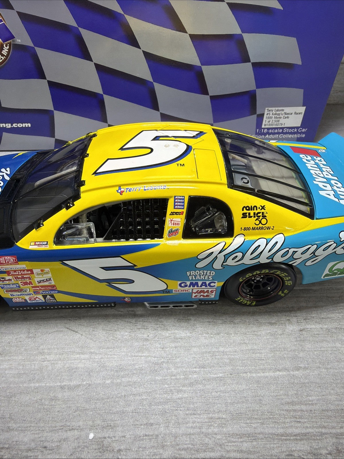 1/18 Terry Labonte #5 Kellogg's NASCAR Racers 1999 Monte Carlo 1 Of 2,508  NEW8