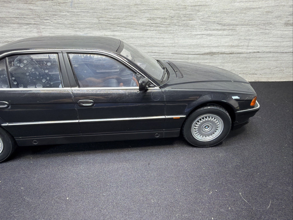 RARE 1:18 KK SCALE 1994 BMW 740i E38 7-series Black  Metallic Diecast  NO BOX2