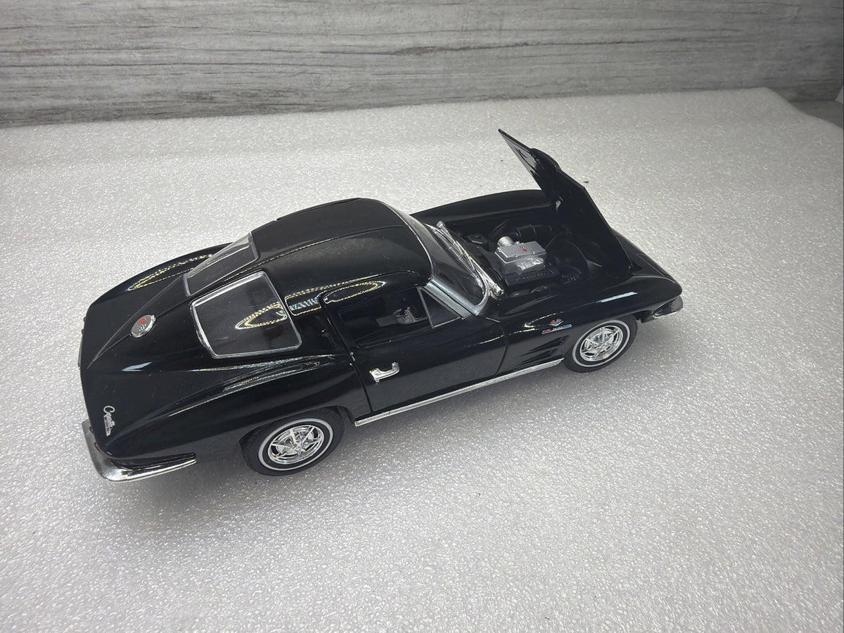 1963 Chevrolet Corvette C2 1/24 Scale Diecast Metal Model - Black No Box  Nice3