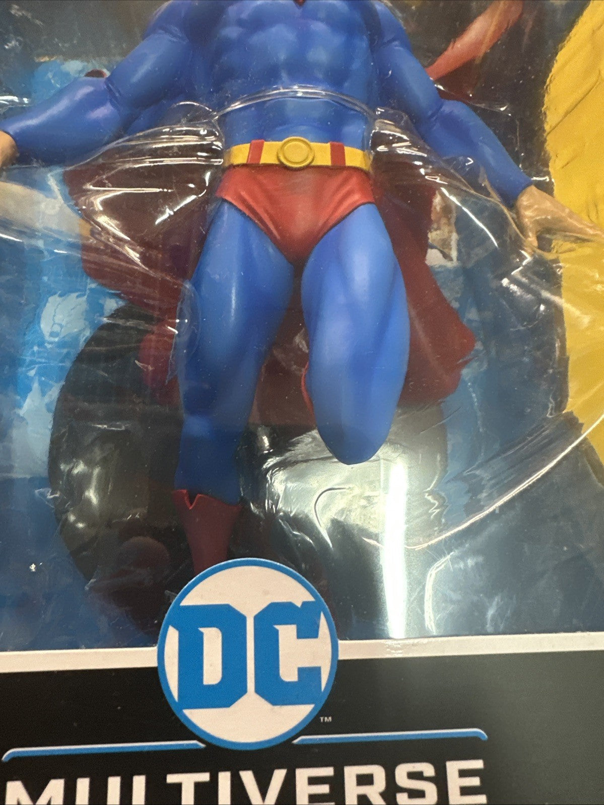 New McFarlane DC Multiverse - Superman For Tomorrow - SUPERMAN 12in Large Statue3