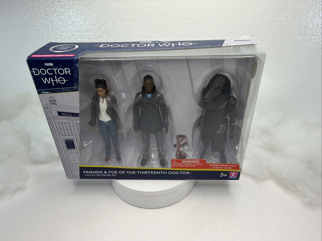 Doctor Who   Thirteenth Doctor Friends And Foes Action Figure 3 pack Shelf Wear4