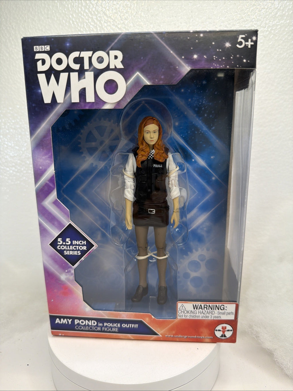 Doctor Who Amy Pond in Police outfit 5.5" Action Figure  11th dr. era3