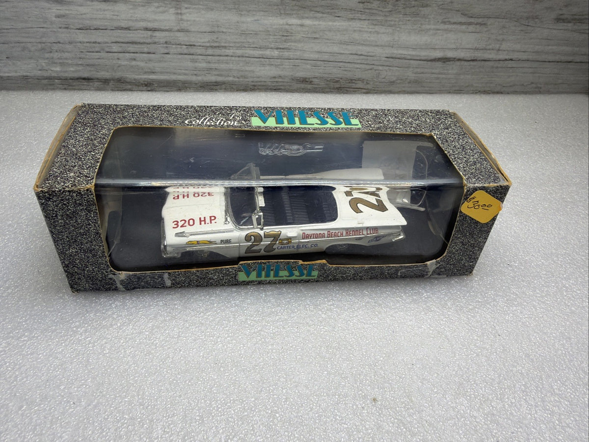 Vitesse 1959 Chevy Impala #27 Junior Johnson - Daytona Beach Club  - 1:43 Damage12