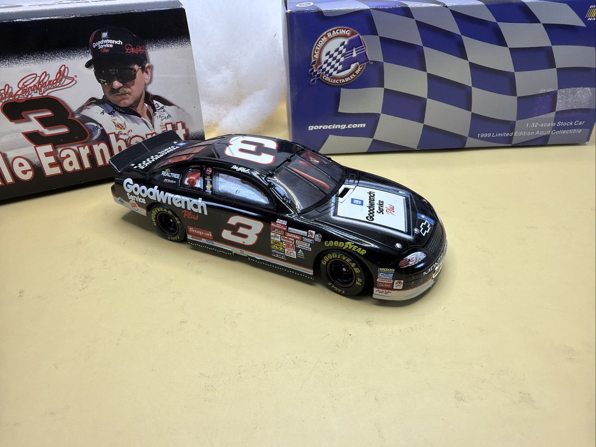 Dale Earnhardt  Goodwrench Service Plus Sign 1999 1/32 Action Diecast Car 1/35049