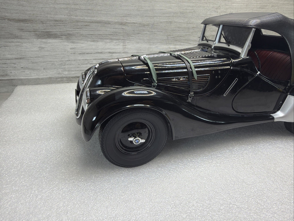 Premium ClassiXXs 10100 1:12 Scale Diecast 1936 BMW 328 Roadster Nice3