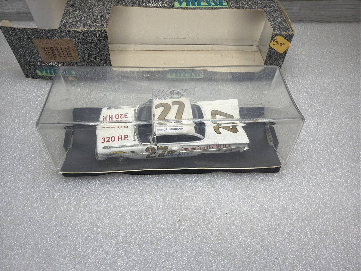 Vitesse 1959 Chevy Impala #27 Junior Johnson - Daytona Beach Club  - 1:43 Damage3