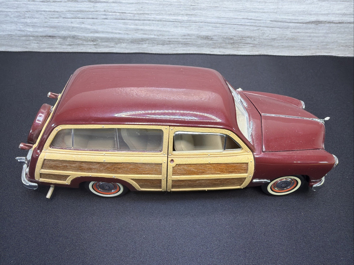 Damaged Franklin Mint Woody Wagon Ford 1949 Acceptable Condition1
