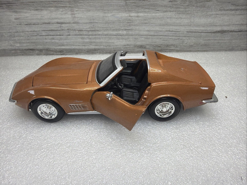 Maisto 1970 Chevrolet Corvette Stingray 1/24 Diecast  Nice Condition No Box2