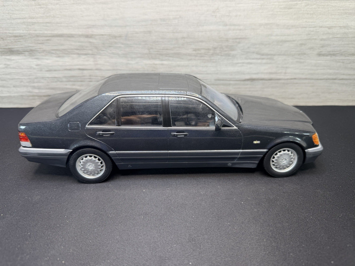 ISCALE SUPER RARE MERCEDES S500 1:18   W140  1994-98 NICE SOME HAZING ON GLASS0