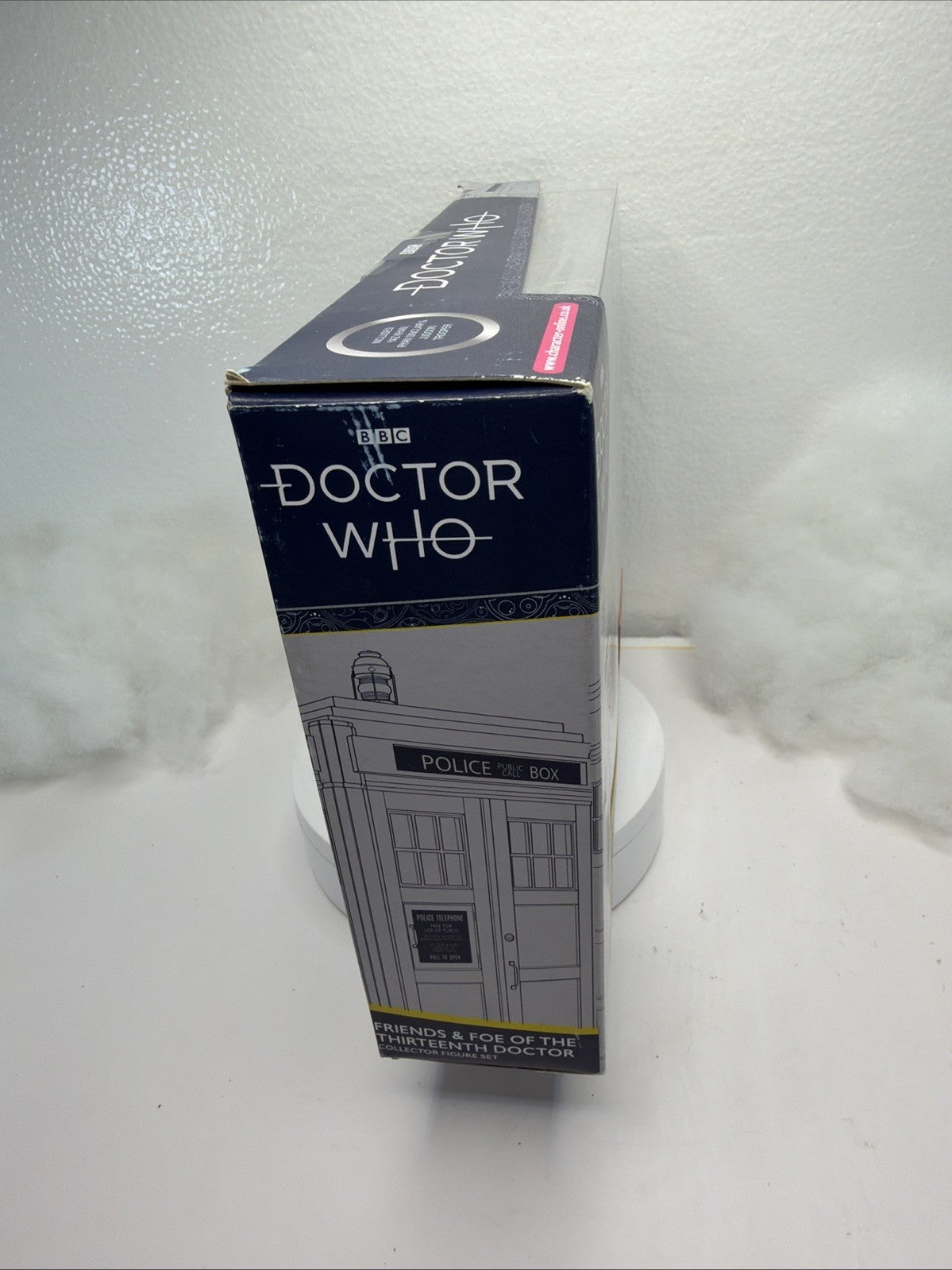 Doctor Who   Thirteenth Doctor Friends And Foes Action Figure 3 pack Shelf Wear5