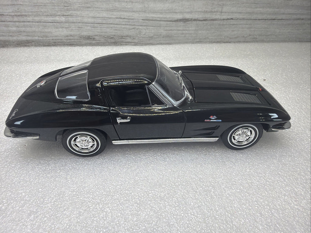 1963 Chevrolet Corvette C2 1/24 Scale Diecast Metal Model - Black No Box  Nice0