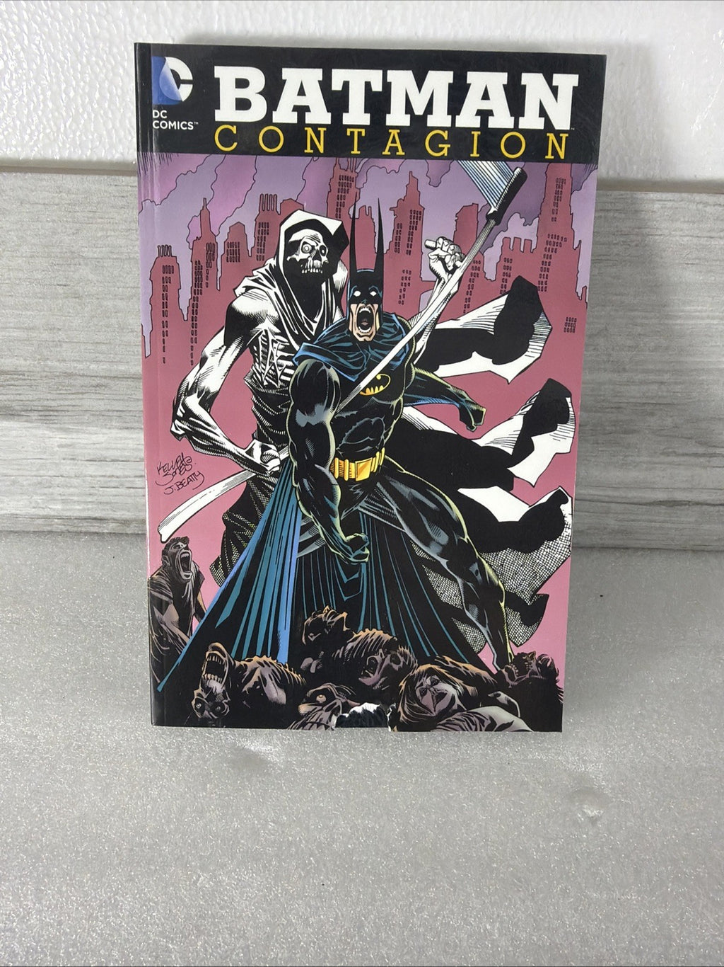 Batman: Contagion Paperback Chuck Dixon Tight Novel Cover Damage See Pics2